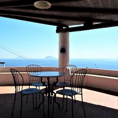 Case Al Mare - Terrazzi Panoramici E Ampio Giardino Santa Marina Salina Exterior photo